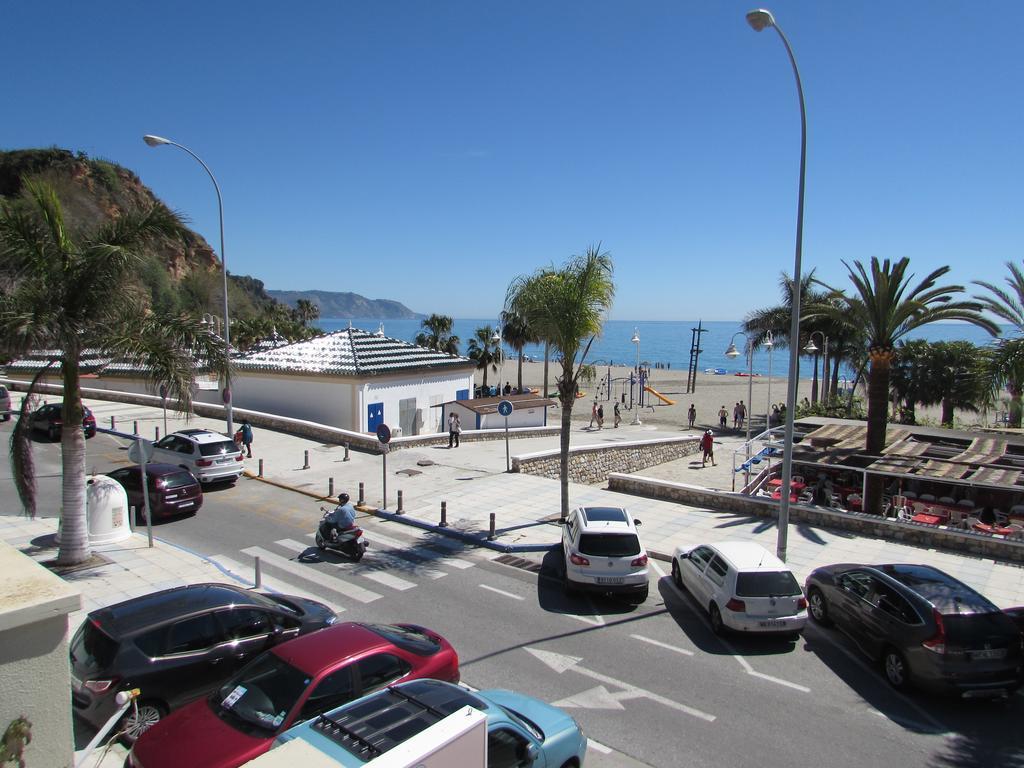 Home4Holidays Nerja Luaran gambar