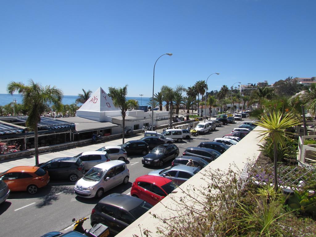 Home4Holidays Nerja Luaran gambar
