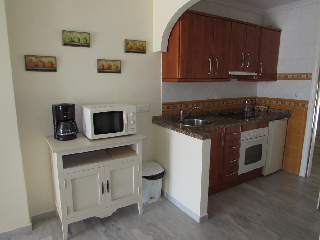Home4Holidays Nerja Bilik gambar